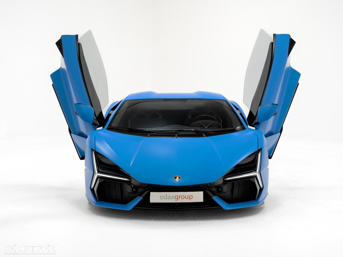 Lamborghini Revuelto - 5