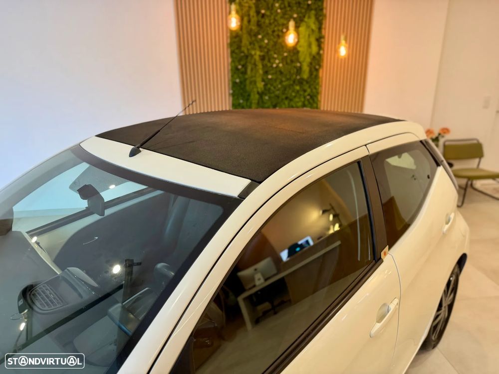 Toyota Aygo x-wave - 8