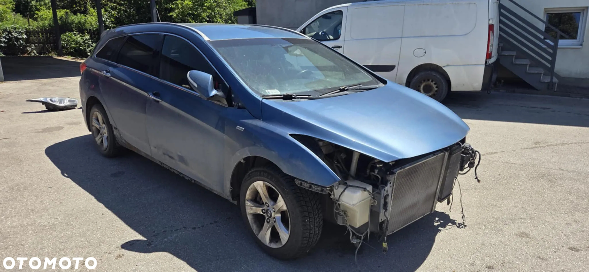 HYUNDAI I40 YU6 maska pokrywa silnika - 2