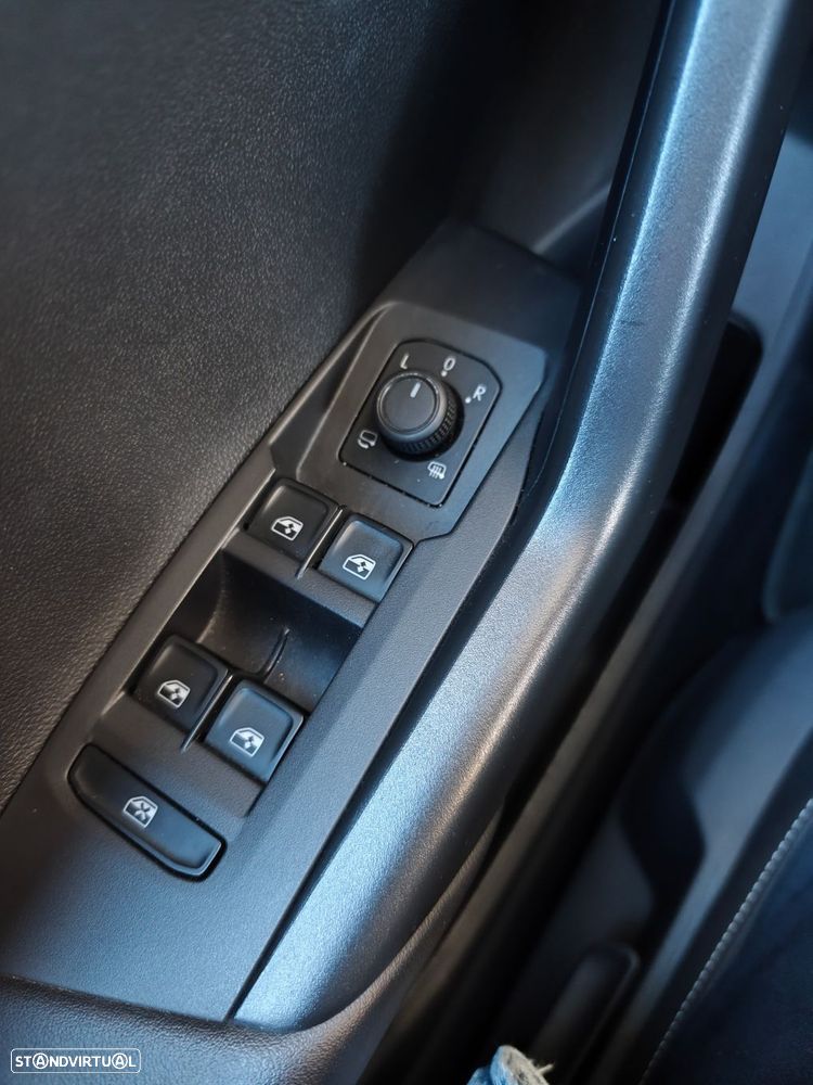 VW T-Cross 1.0 TSI Urban DSG - 26