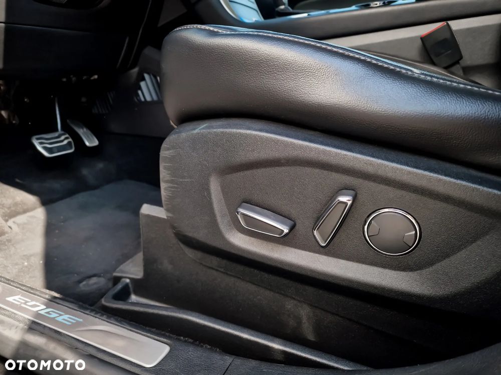 Ford Edge 2.0 TDCi Twin-Turbo 4WD ST-Line - 21