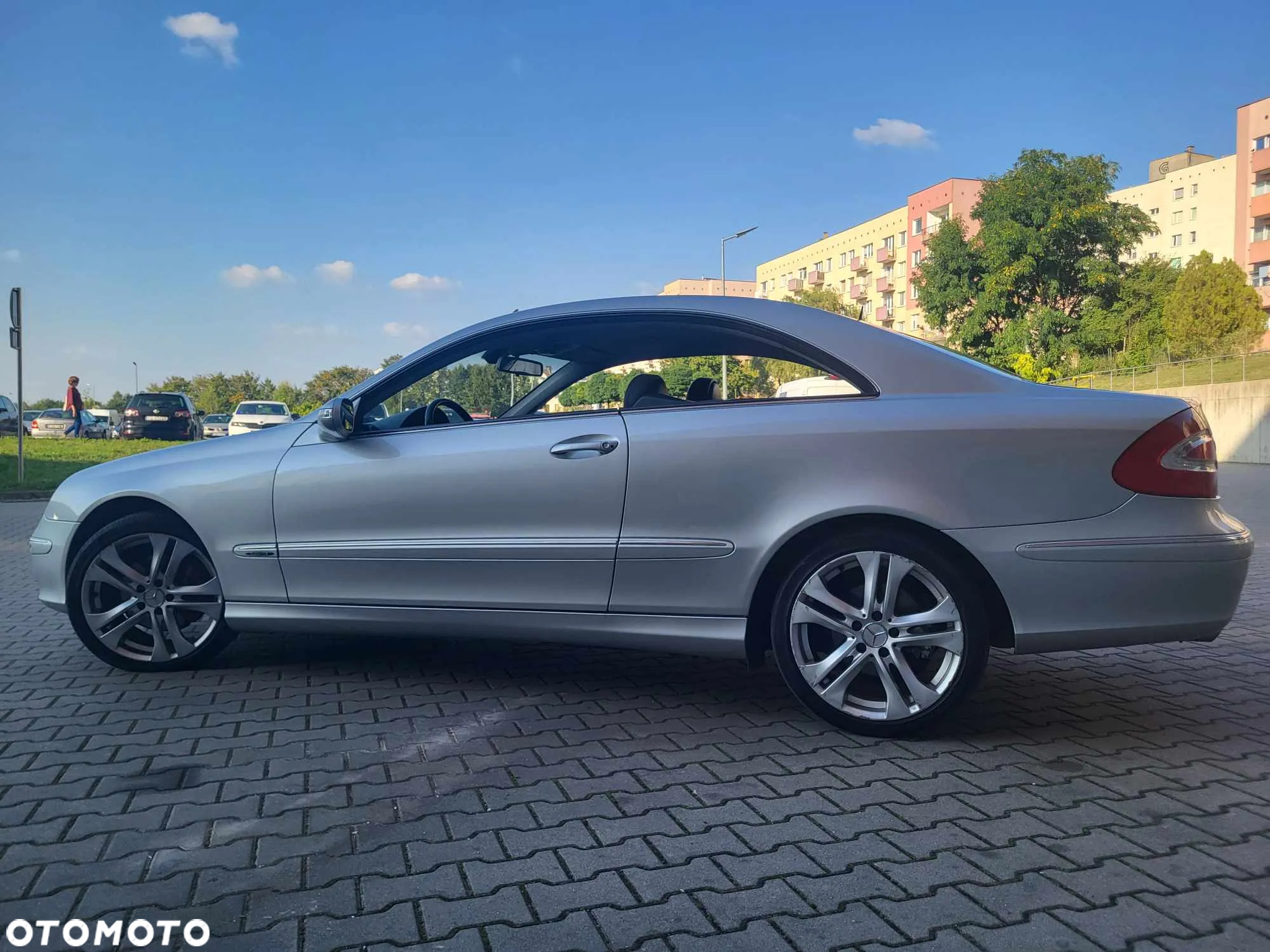 Mercedes-Benz CLK - 6