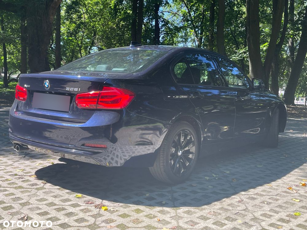 BMW Seria 3 328i xDrive - 5