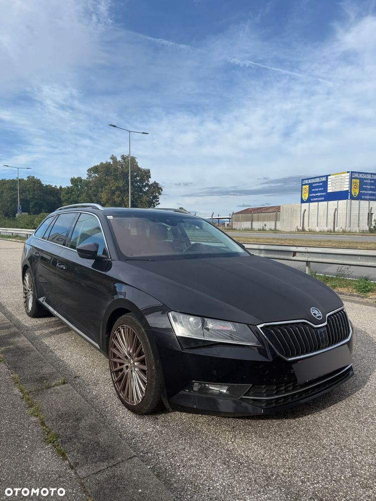 Skoda Superb 2.0 TSI 4x4 Sportline DSG - 1