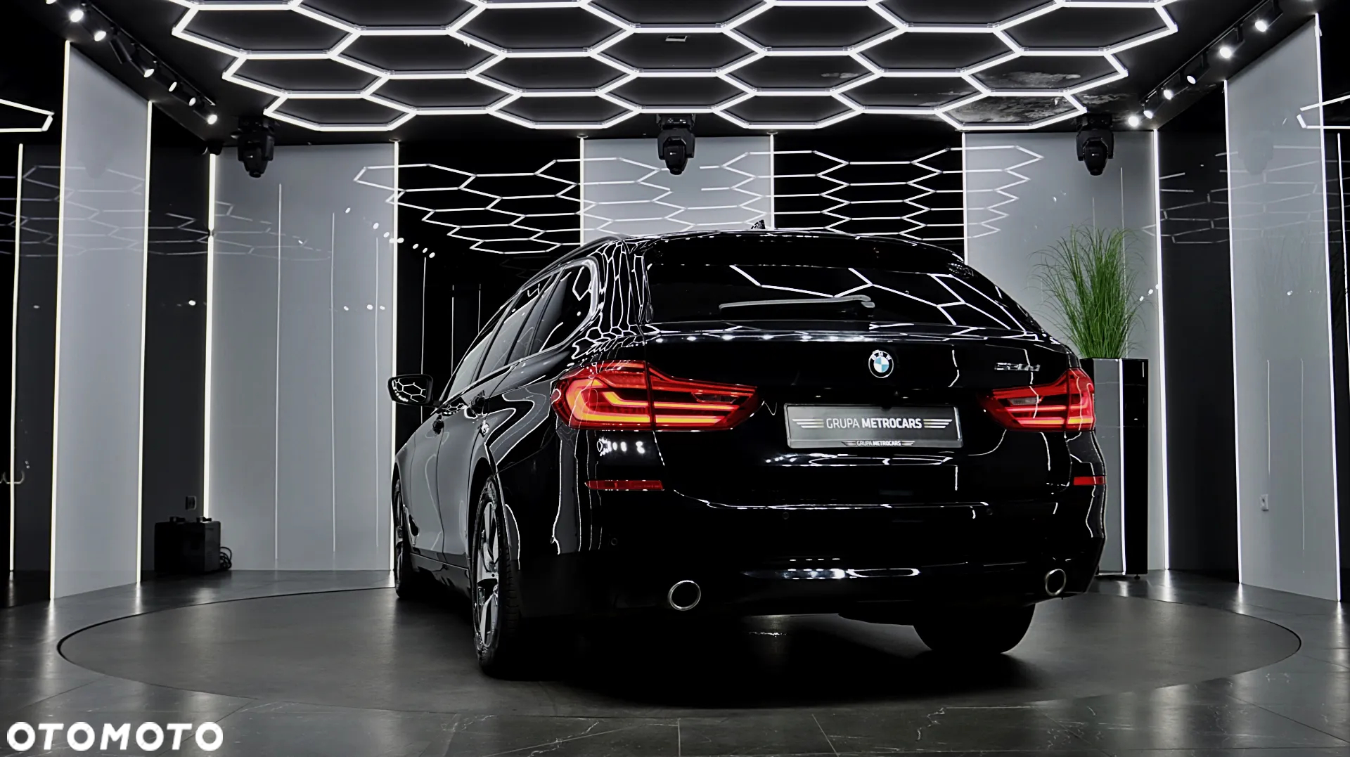 BMW Seria 5 520d Luxury Line sport - 6