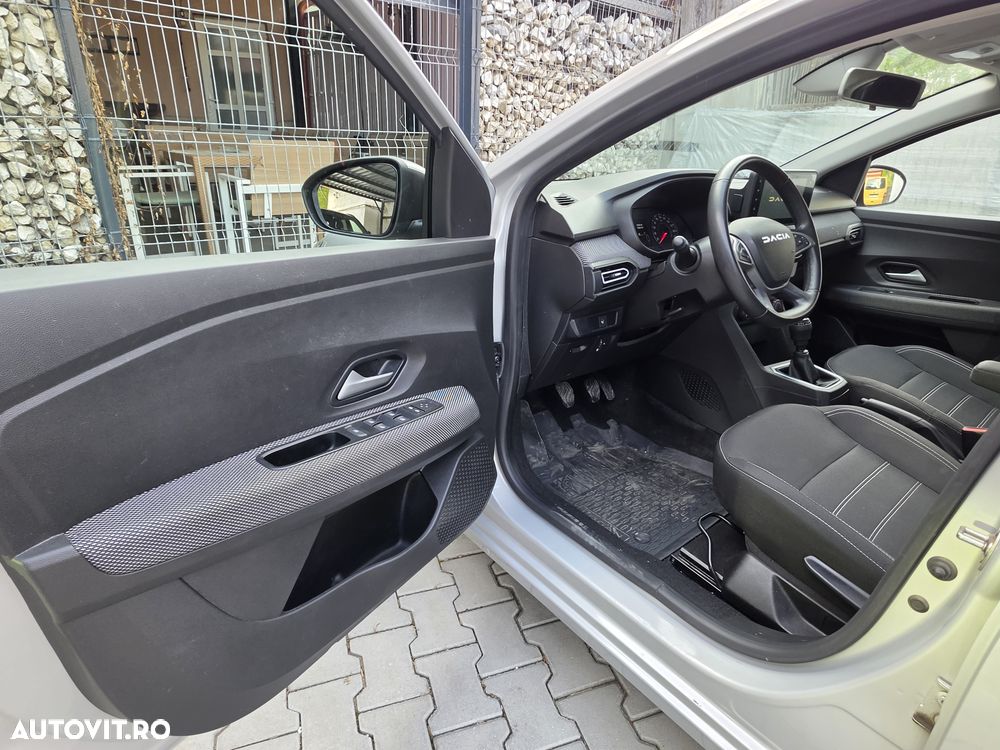 Dacia Logan TCe 90 MT6 Expression - 8
