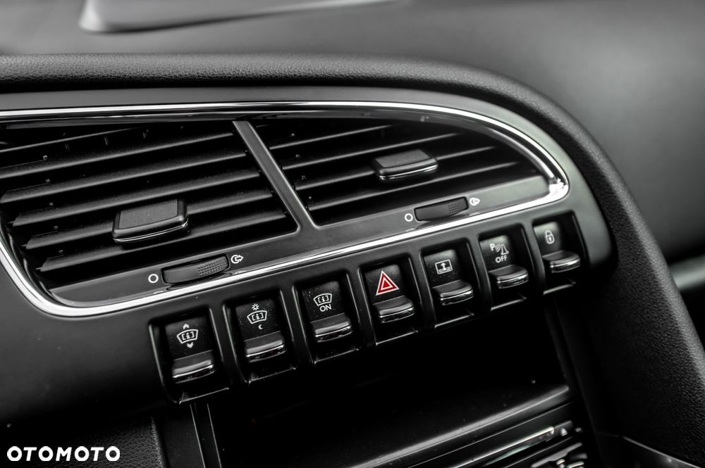 Peugeot 3008 THP 165 EAT6 Stop & Start Active - 30