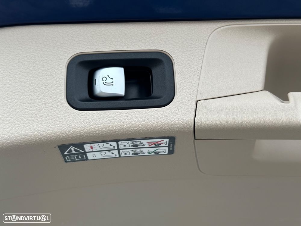 Mercedes-Benz C 300 de T 9G-TRONIC Exclusive - 38
