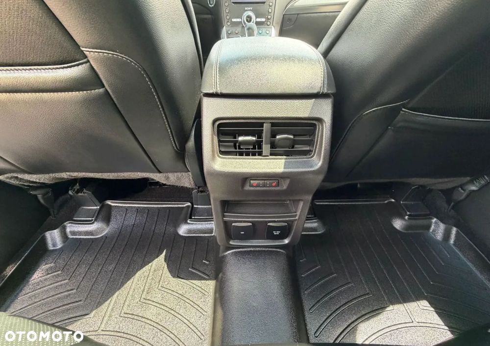 Ford Edge - 31