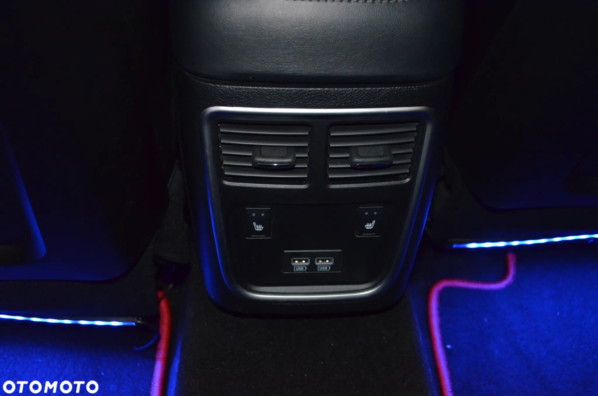 Dodge Charger 5.7 R/T - 19