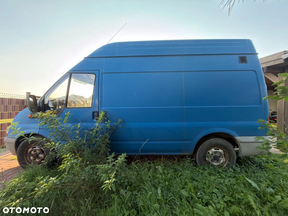 Ford Transit - 1