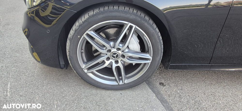 Mercedes-Benz E - 22