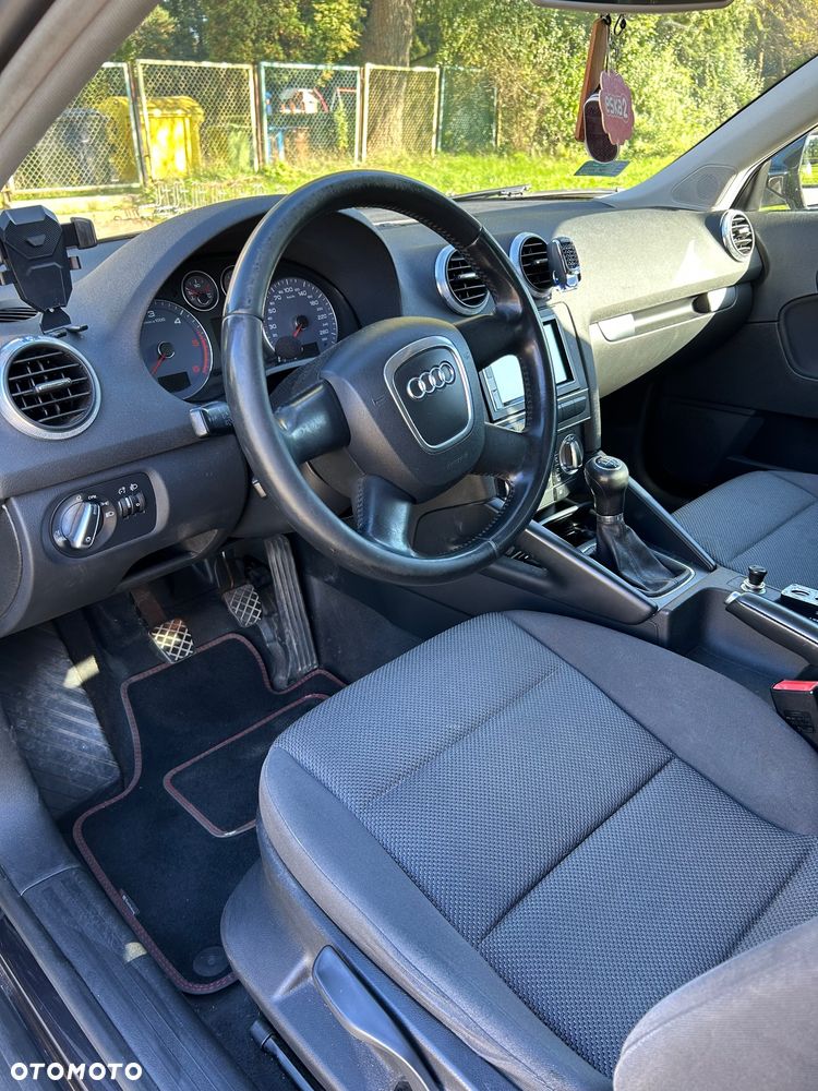 Audi A3 Sportback 1.6 TDI DPF Ambition - 7