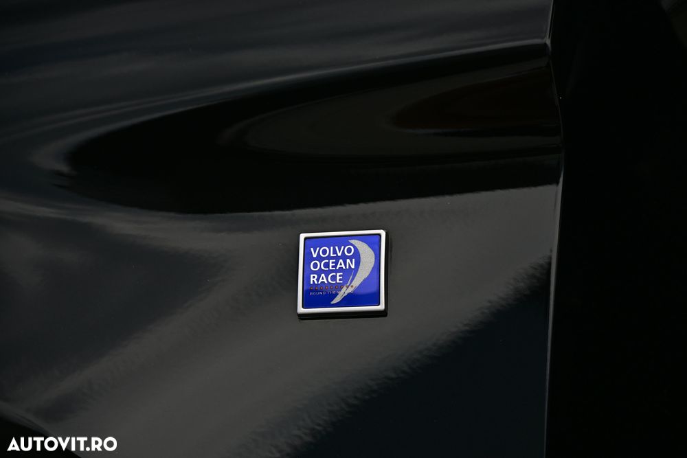 Volvo XC 60 D5 AWD Geartronic Ocean Race - 40