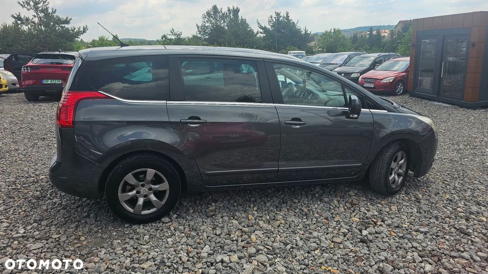 Peugeot 5008 2.0 HDi Business Line 7os - 6