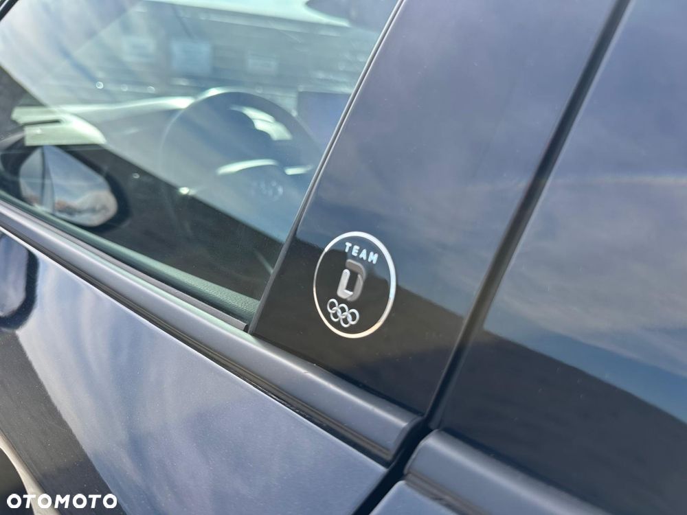 Toyota Corolla 2.0 Hybrid Style - 12