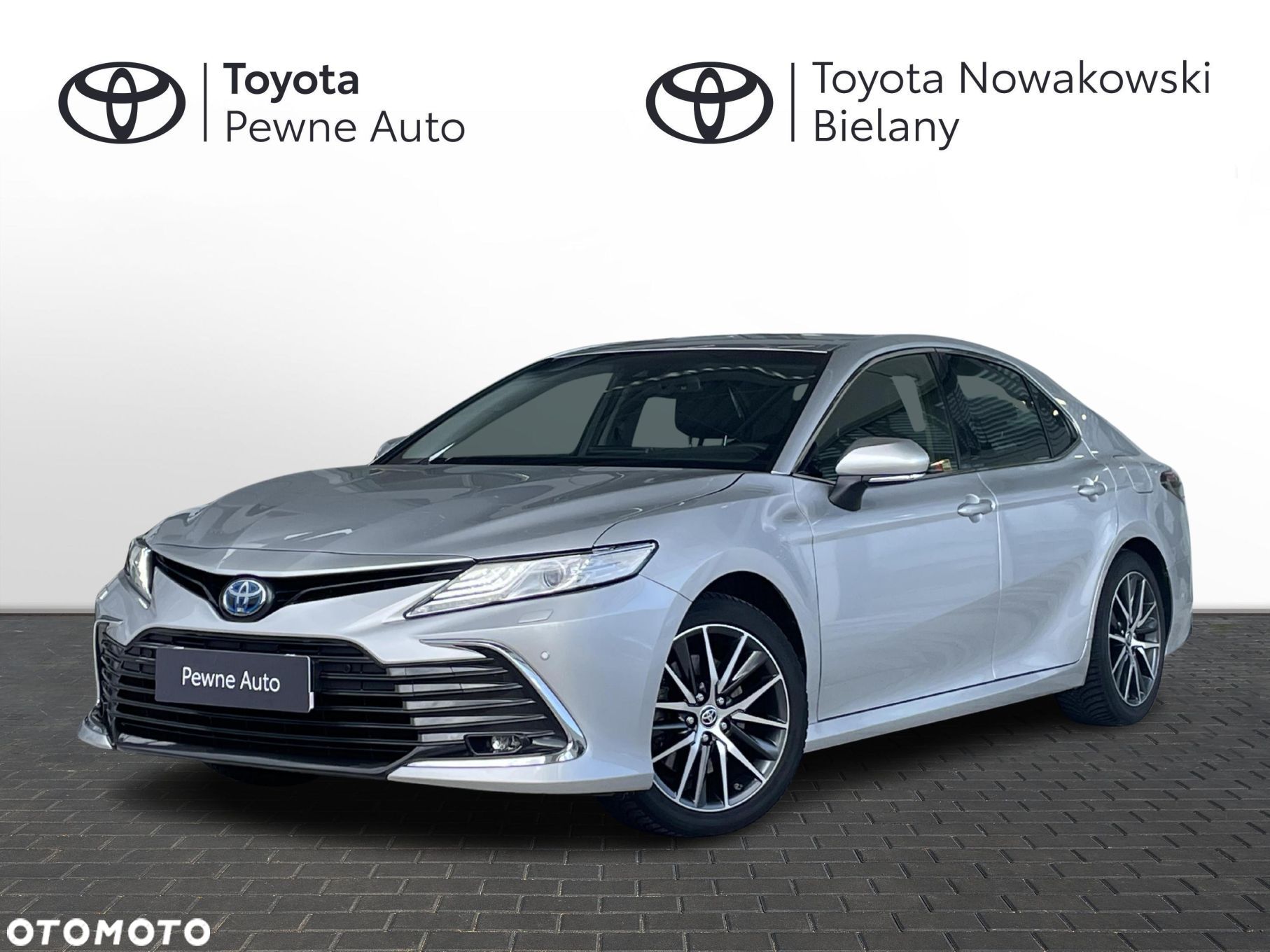 Toyota Camry - 1