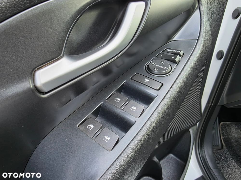 Hyundai i30 - 19
