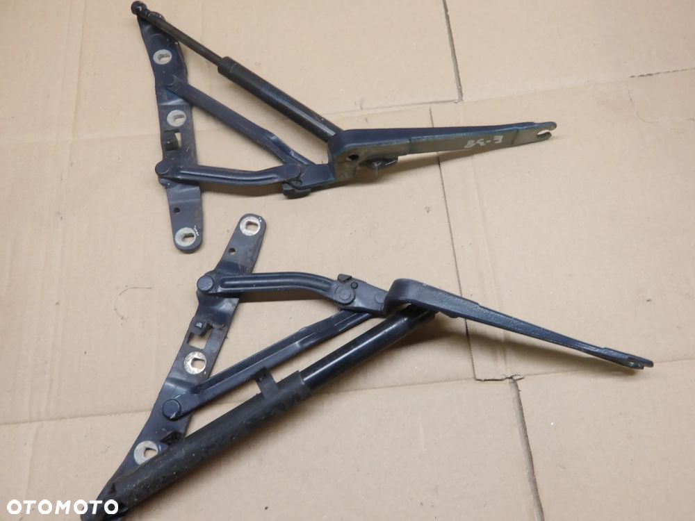 BMW E38 LIFT 99-01r. ZAWIASY KLAPY BAGAŻNIKA - 1