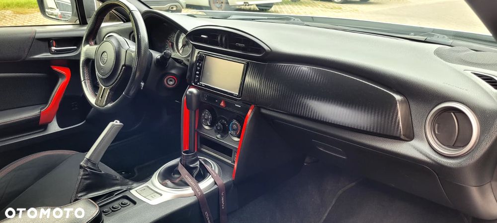 Toyota GT86 2.0 Prestige - 11