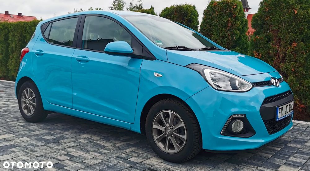 Hyundai i10 1.2 Fifa World Cup Edition - 2