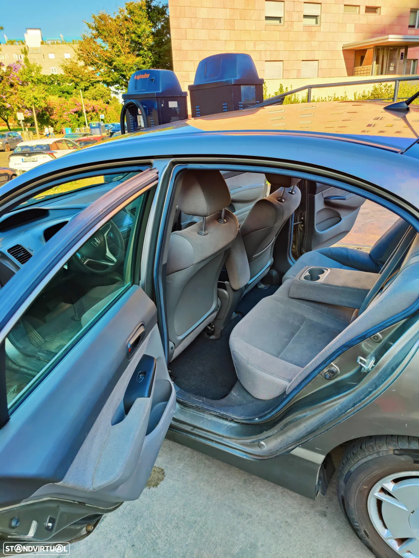 Honda Civic 1.3 DSI i-VTEC Hybrid Elegance EC - 8