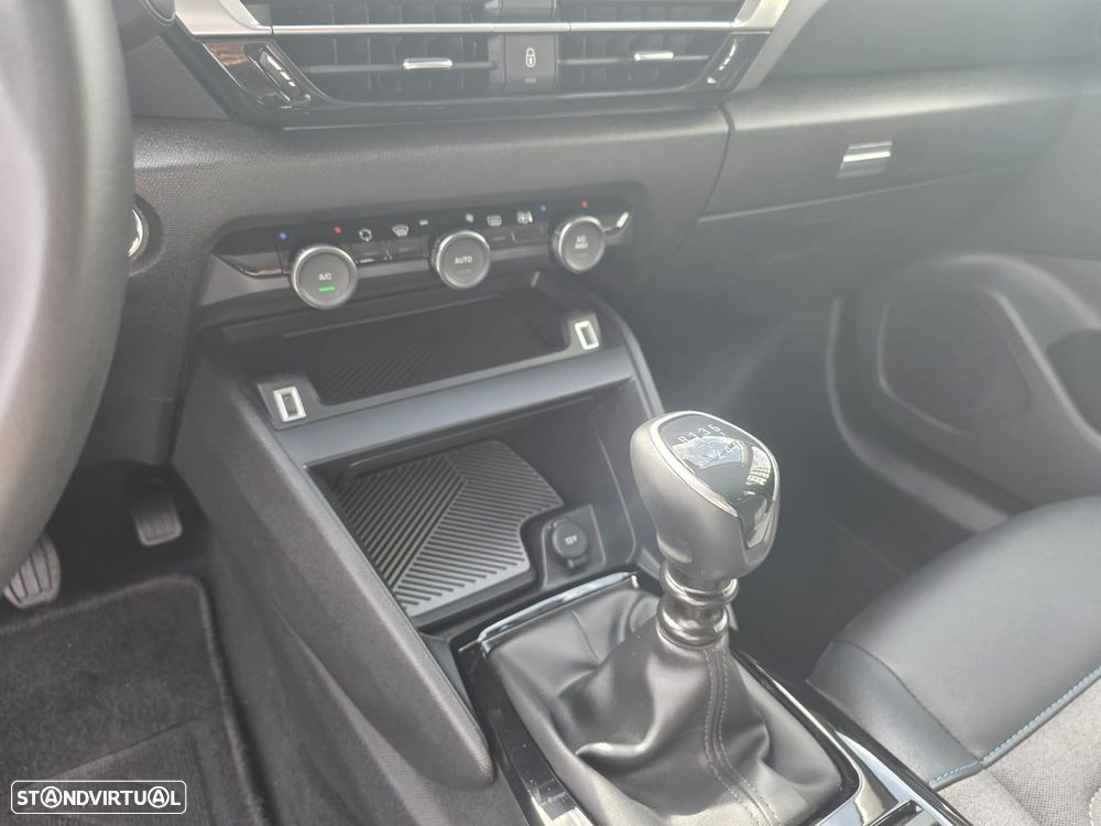 Citroën C4 1.2 PureTech Plus - 13