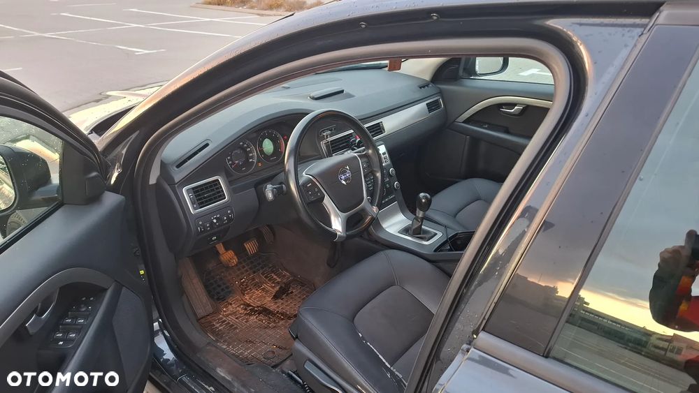 Volvo V70 2.0D Kinetic - 16