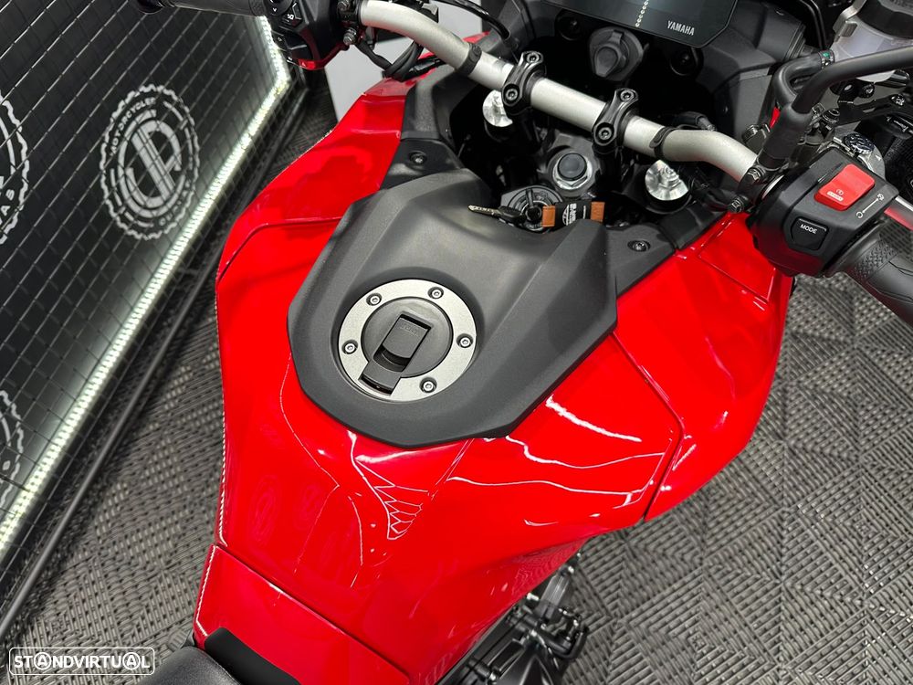 Yamaha Tracer 9 - 8