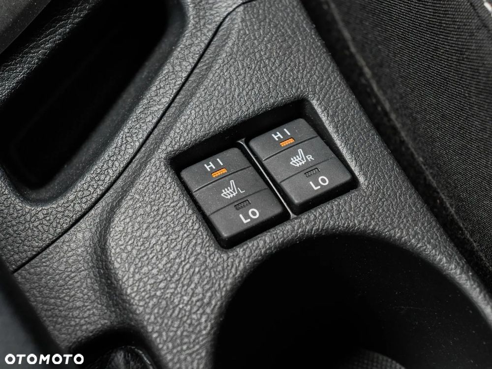 Toyota Auris - 39
