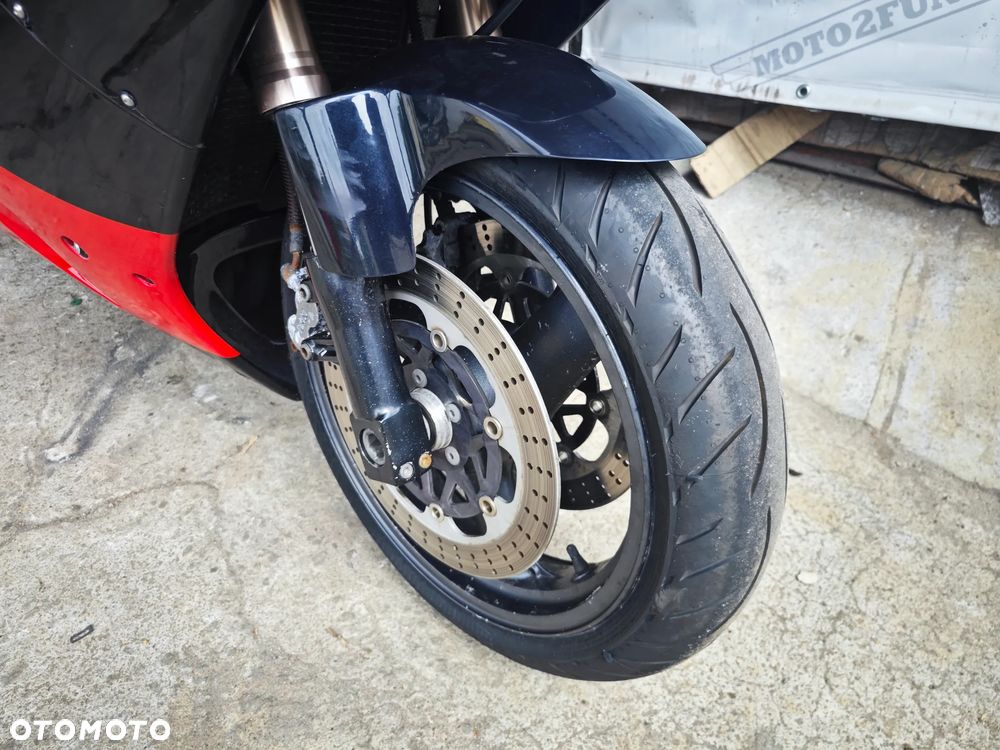 Kawasaki ZXR - 6