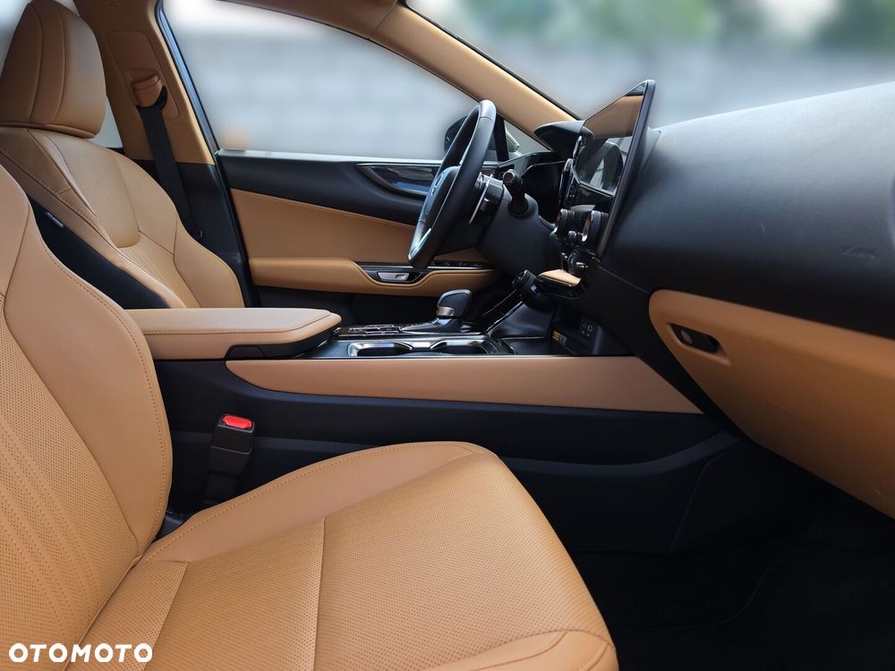 Lexus NX 350h Prestige AWD - 25