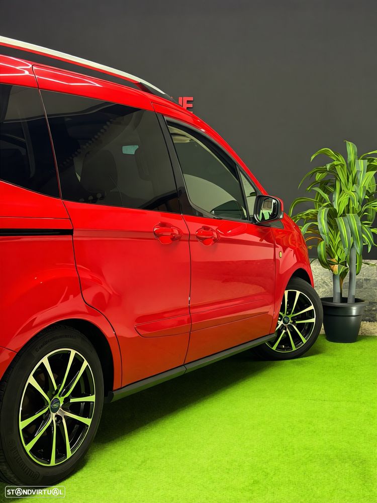 Ford Tourneo Courier 1.0 EcoBoost Titanium - 12