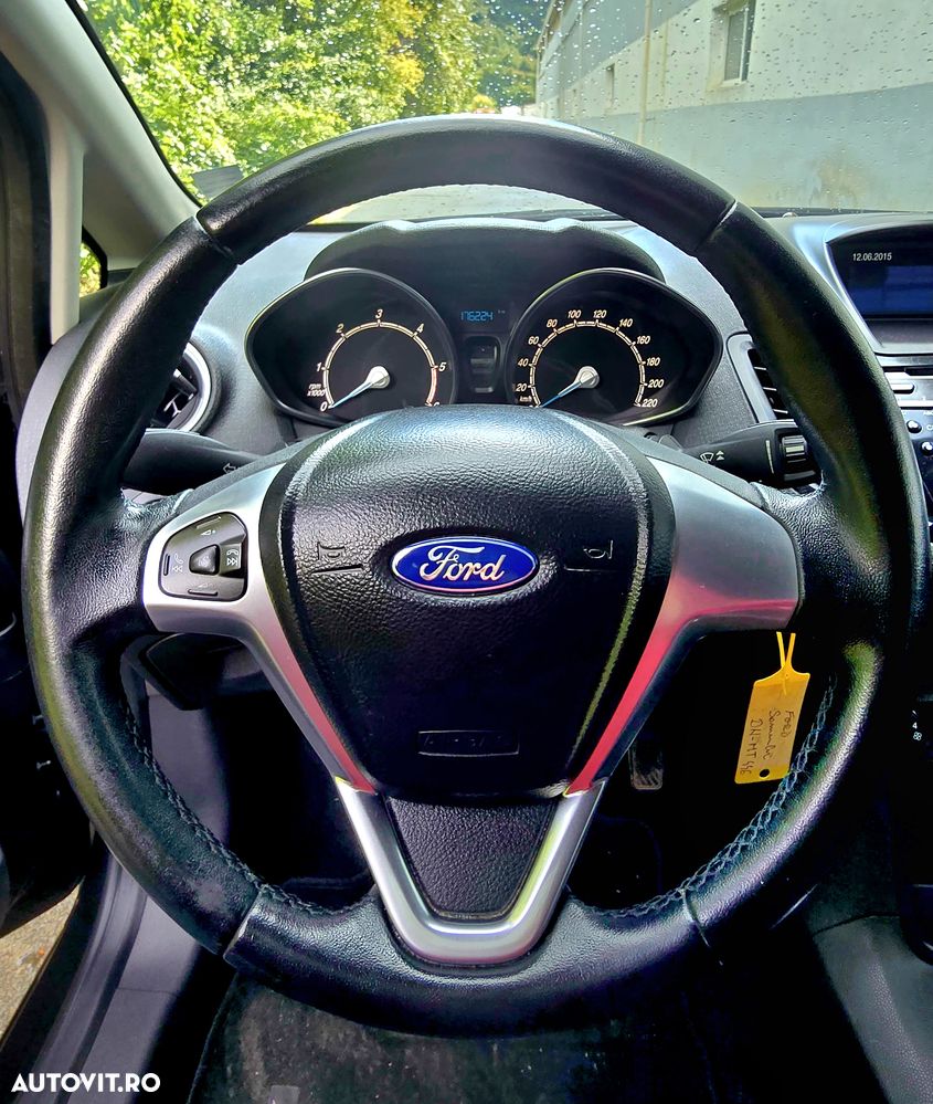 Ford Fiesta 1.5 TDCi Titanium - 18