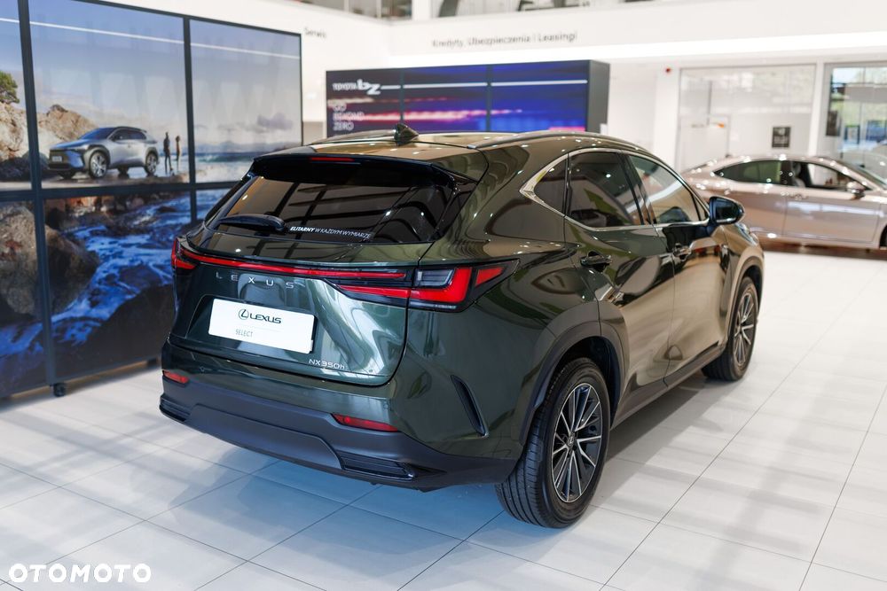 Lexus NX 350h Prestige 2WD - 24