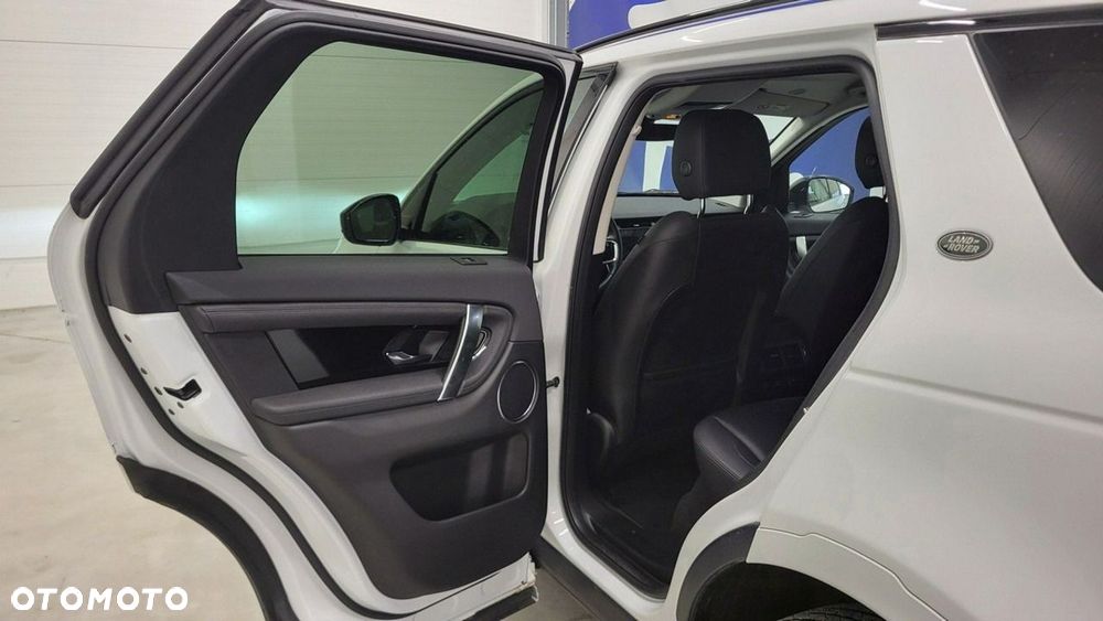 Land Rover Discovery Sport - 22