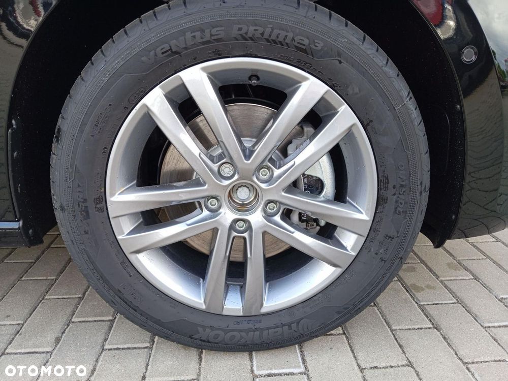 Volkswagen Touran - 19