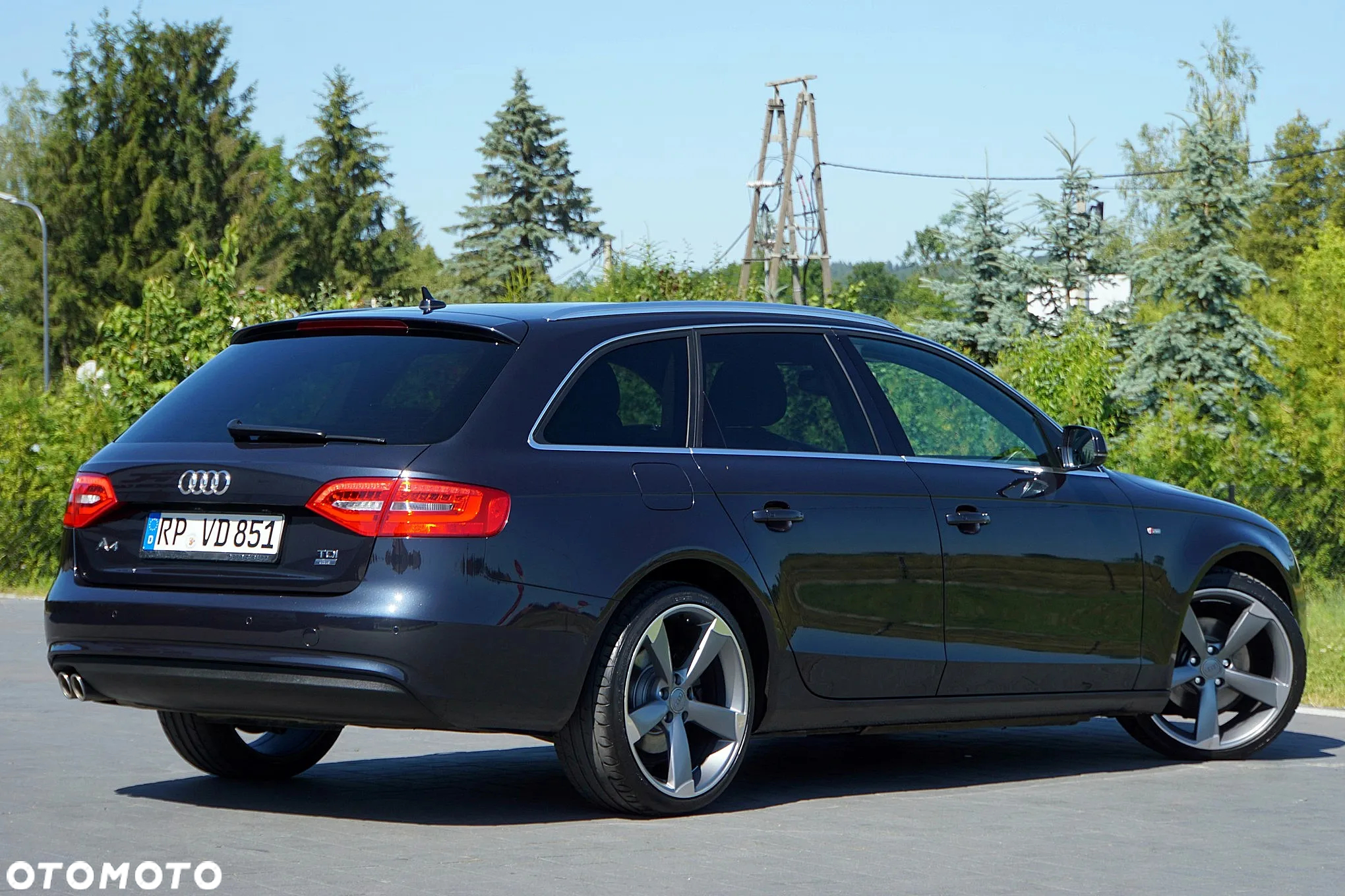 Audi A4 Avant 2.0 TDI ultra sport - 15