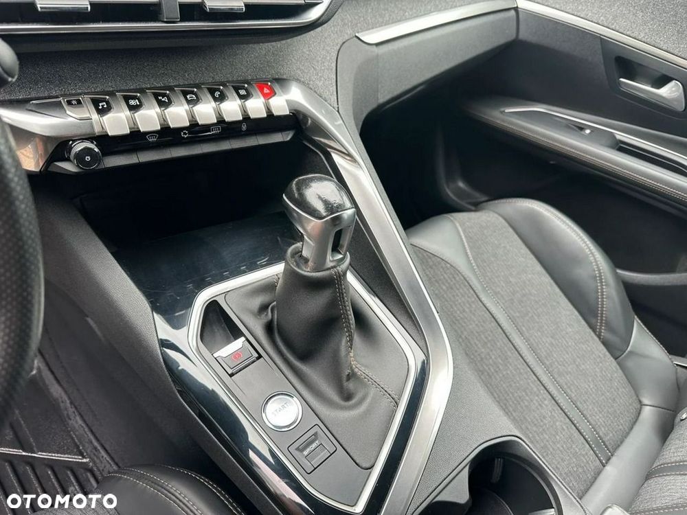 Peugeot 3008 - 12
