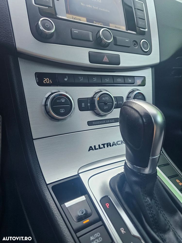 Volkswagen Passat - 24
