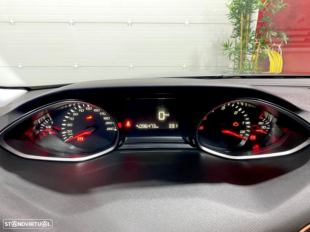 Peugeot 308 SW 1.5 BlueHDi Style - 21