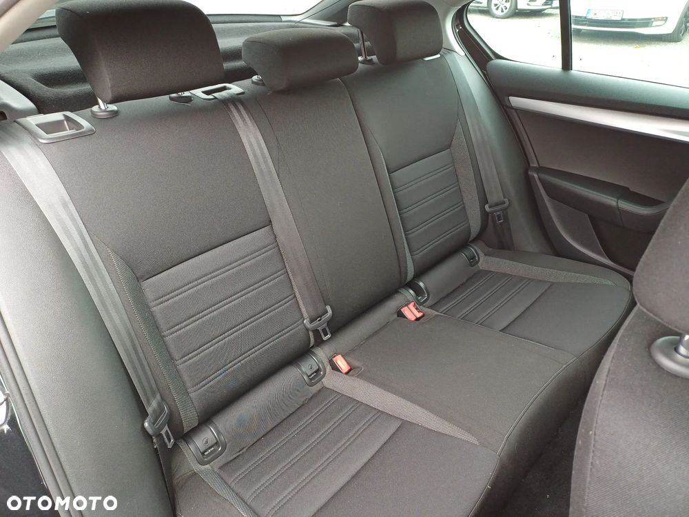 Skoda Octavia 1.6 TDI DSG Clever - 13