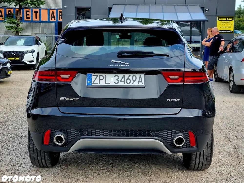 Jaguar E-Pace - 9