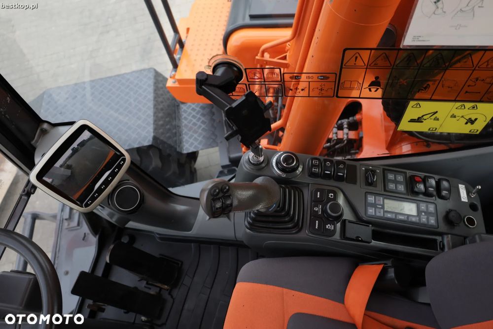 Doosan DX140W-3 - 31