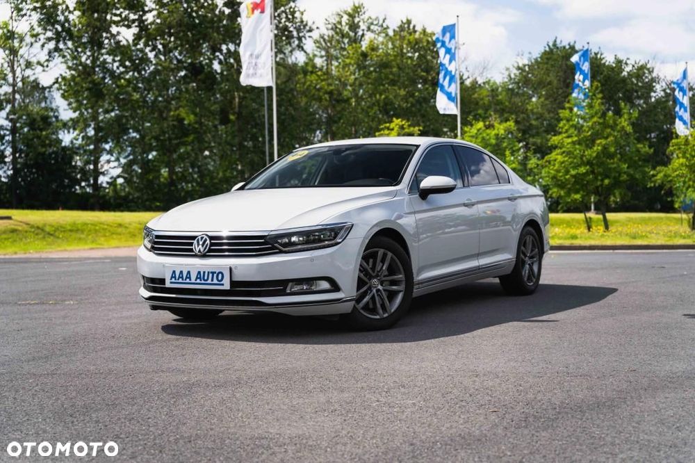 Volkswagen Passat - 3