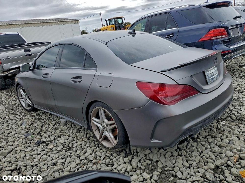 Mercedes-Benz CLA 250 7G-DCT Sport - 3