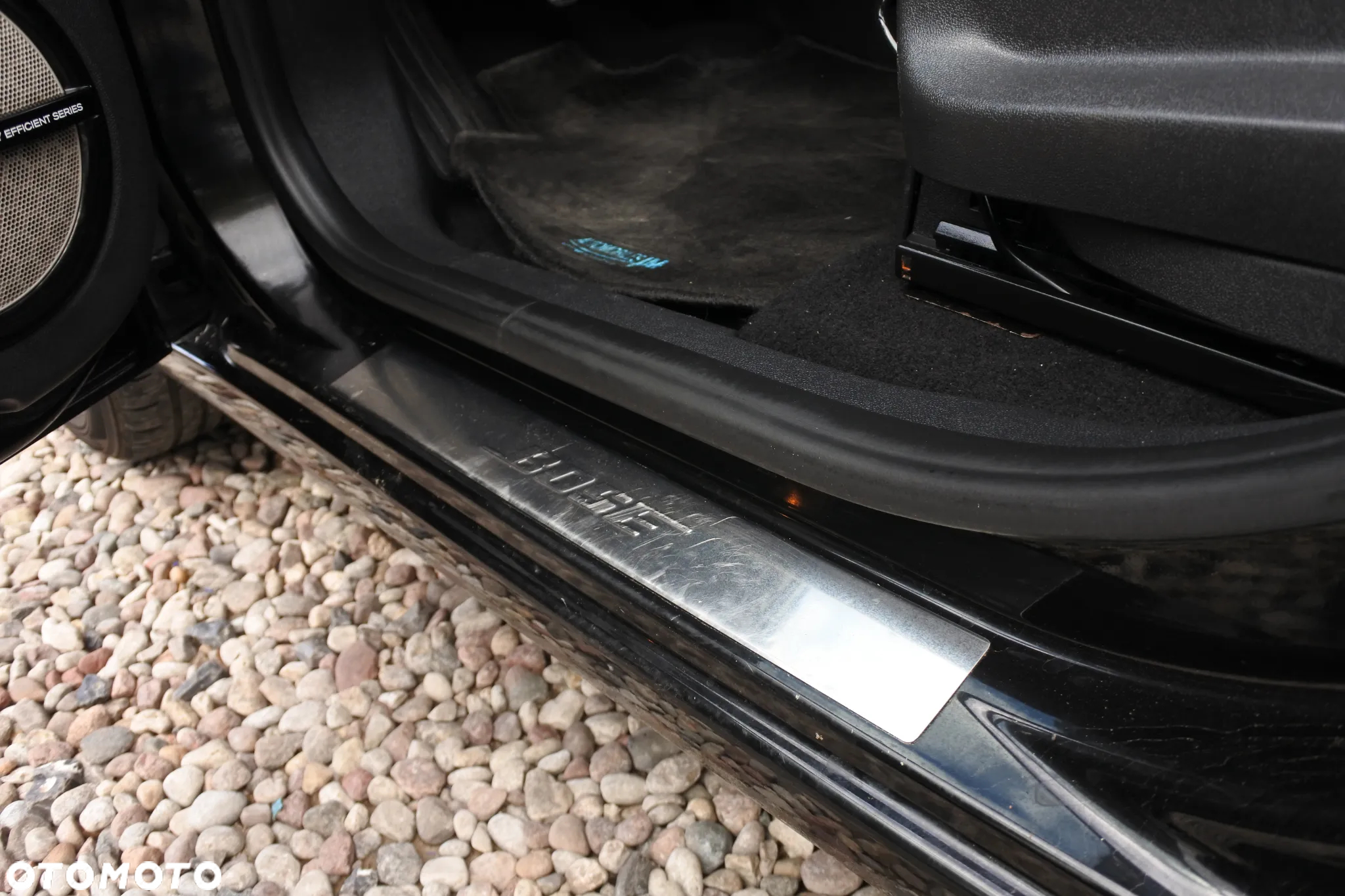 Renault Scenic ENERGY TCe 130 BOSE EDITION - 32