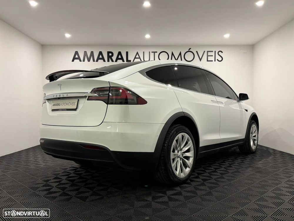 Tesla Model X 100 kWh Long Range AWD - 4