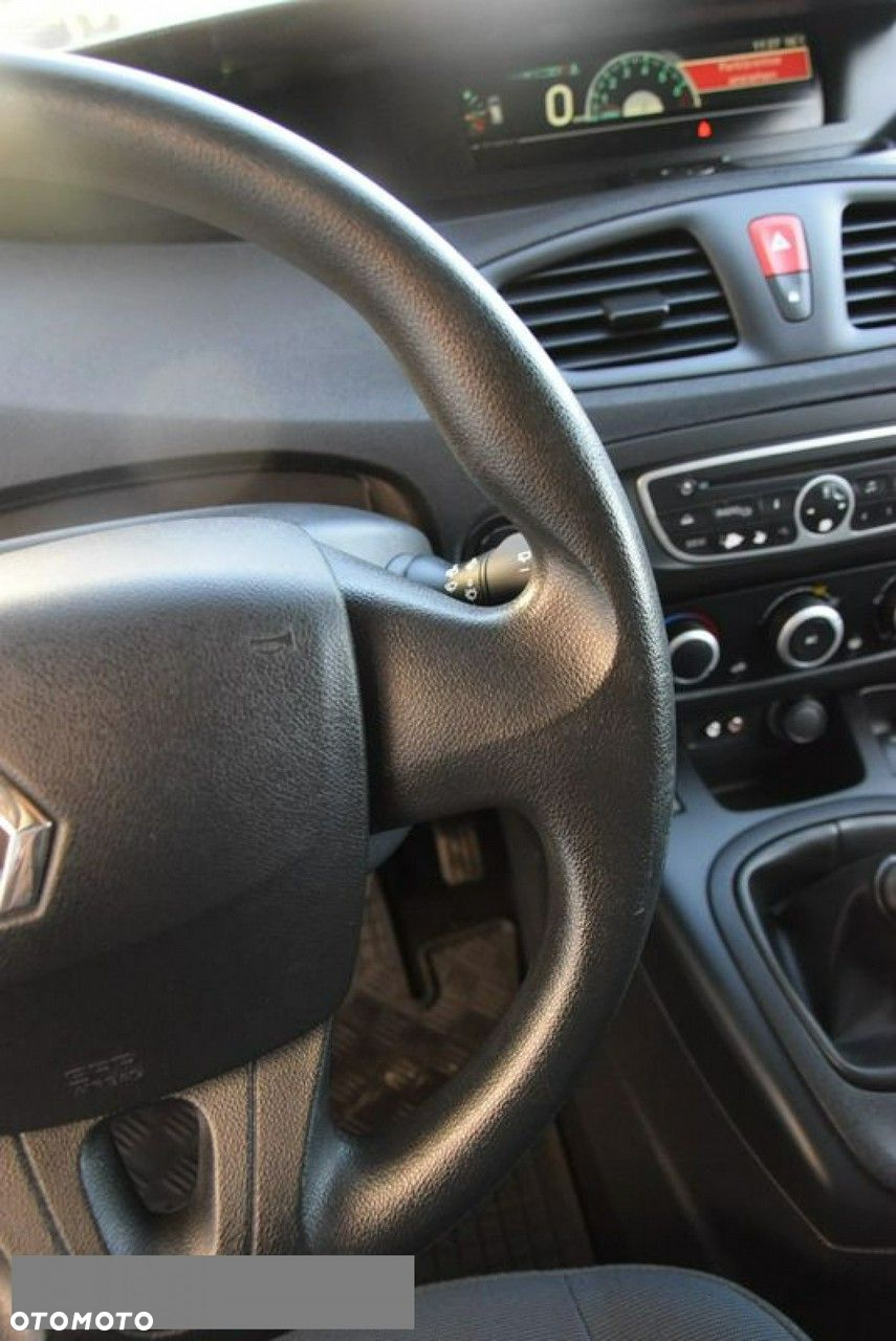 Renault Scenic 1.6 16V 110 Expression - 24