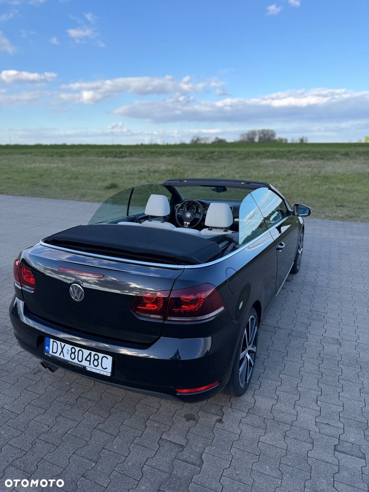 Volkswagen Golf - 6